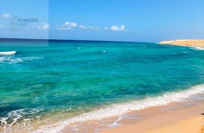 شاليه - 2 - 2 للبيع في مار باي - راس الحكمة - الساحل الشمالي