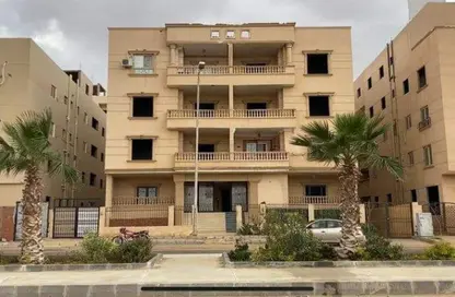 Apartment - 3 Bedrooms - 2 Bathrooms for sale in 2nd Neighborhood - 1st Area - Shorouk City - Cairo