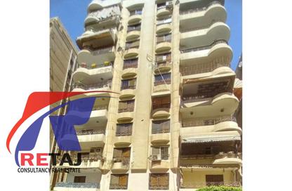 Apartment - 2 Bedrooms - 1 Bathroom for sale in Ahbab Al Rasoul St. - Al Sefarat District - Nasr City - Cairo