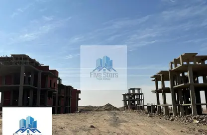 Villa - 5 Bedrooms - 4 Bathrooms for sale in Hood 11 Side St. - Green Belt - 6 October City - Giza