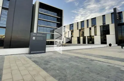 مساحات مكتبية - 2 غرف نوم - 2 حمامات للايجار في مول هايد بارك بيزنس - شارع التسعين الجنوبي - التجمع الخامس - مدينة القاهرة الجديدة - القاهرة