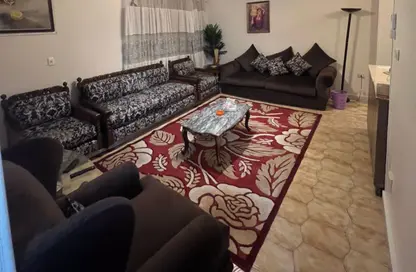 شقة - 2 غرف نوم - 1 حمام للايجار في شارع المساحه - الدقي - الجيزة