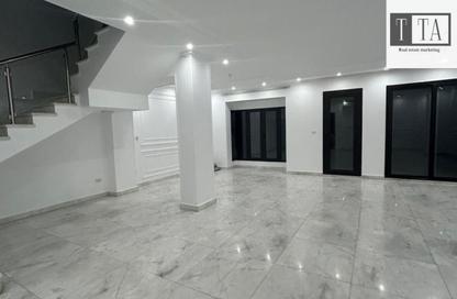Townhouse - 4 Bedrooms - 4 Bathrooms for rent in Westown - Sheikh Zayed Compounds - Sheikh Zayed City - Giza