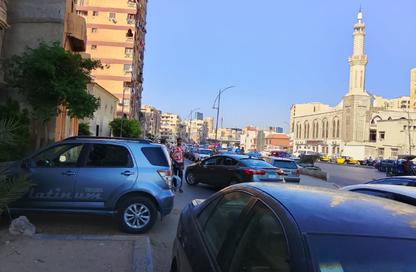 محل تجاري - استوديو للايجار في شارع قنال المحمودية البحرى - محرم بك - حي وسط - الاسكندرية