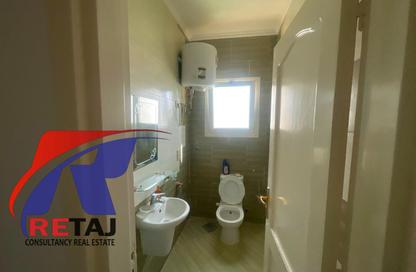 Apartment - 3 Bedrooms - 3 Bathrooms for rent in Mena Residence - South Investors Area - New Cairo City - Cairo