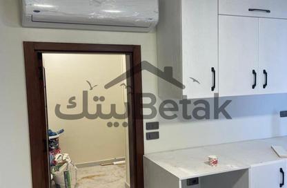 Apartment - 3 Bedrooms - 3 Bathrooms for rent in Garden Residence - Hyde Park - New Cairo City - Cairo Apartment - 3 Bedrooms - 3 Bathrooms for rent in Garden Residence - Hyde Park - New Cairo City - Cairo