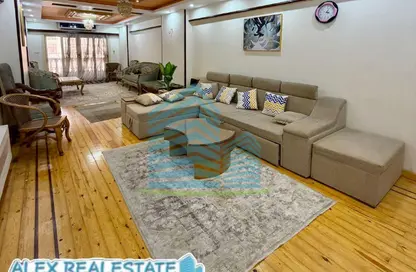 Apartment - 3 Bedrooms - 2 Bathrooms for rent in Al Kornish Square - Sporting - Hay Sharq - Alexandria