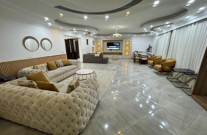 شقة - 4 - 4 للايجار في شارع المدينه المنوره - المهندسين - الجيزة