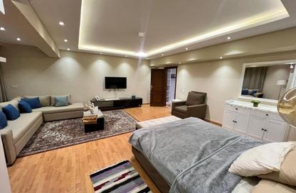 شقة - 3 غرف نوم - 2 حمامات للبيع في شارع لبنان - المهندسين - الجيزة