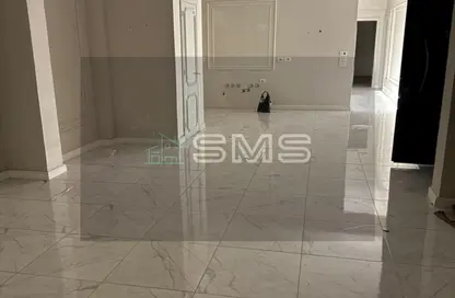 شقة - 3 غرف نوم - 2 حمامات للايجار في مسجد فاطمة الشربتلي - الحي الثالث - التجمع الخامس - مدينة القاهرة الجديدة - القاهرة