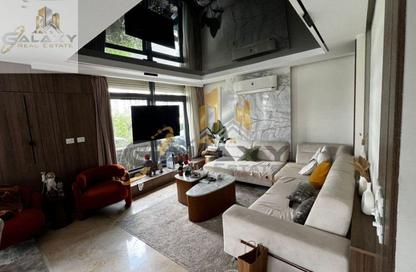 Apartment - 2 Bedrooms - 2 Bathrooms for sale in Taj City - 5th Settlement Compounds - The 5th Settlement - New Cairo City - Cairo