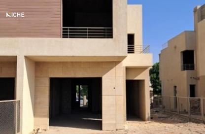 Twin House - 6 Bedrooms - 7 Bathrooms for sale in The Crown - Cairo Alexandria Desert Road - 6 October City - Giza