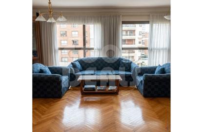 Apartment - 3 Bedrooms - 2 Bathrooms for sale in Mohamed Farid St. - El Hegaz Square - El Nozha - Cairo
