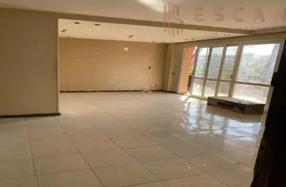 شقة - 3 غرف نوم - 2 حمامات للبيع في شارع عمر بن الخطاب - الرحاب المرحلة الرابعة - الرحاب - مدينة القاهرة الجديدة - القاهرة