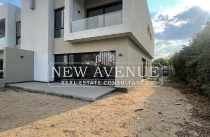 Townhouse - 4 Bedrooms - 5 Bathrooms for sale in Al Burouj Compound - El Shorouk Compounds - Shorouk City - Cairo
