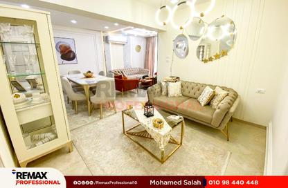 Apartment - 3 Bedrooms - 1 Bathroom for sale in El Gaish Road - Miami - Hay Awal El Montazah - Alexandria