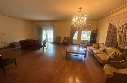 فيلا - 5 غرف نوم - 5 حمامات للبيع في جرينز - الحي السادس - الشيخ زايد - الجيزة