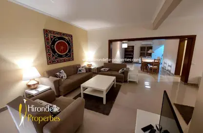 شقة - 2 غرف نوم - 2 حمامات للايجار في شارع 10 - المعادي - حي المعادي - القاهرة