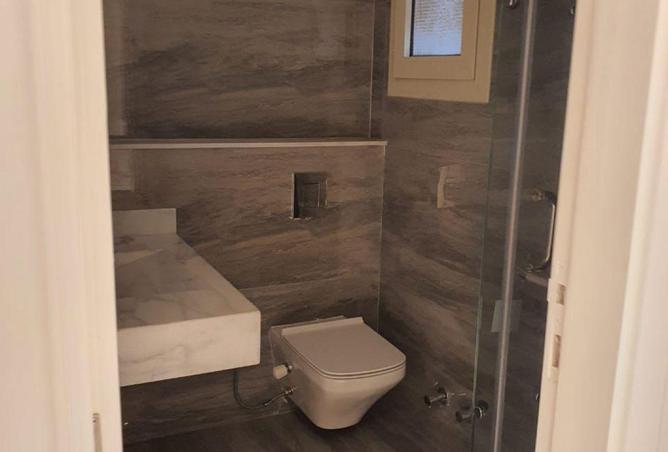 77052464 - Property Image 3