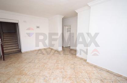 Apartment - 2 Bedrooms - 1 Bathroom for sale in Saraya - Sidi Beshr - Hay Awal El Montazah - Alexandria