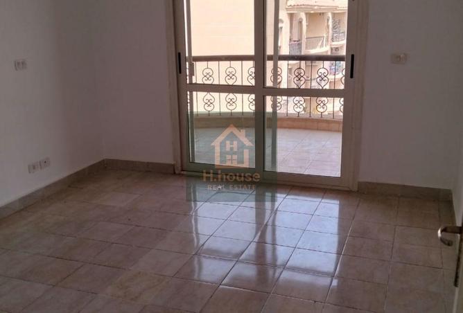 8704605 - Property Image 3