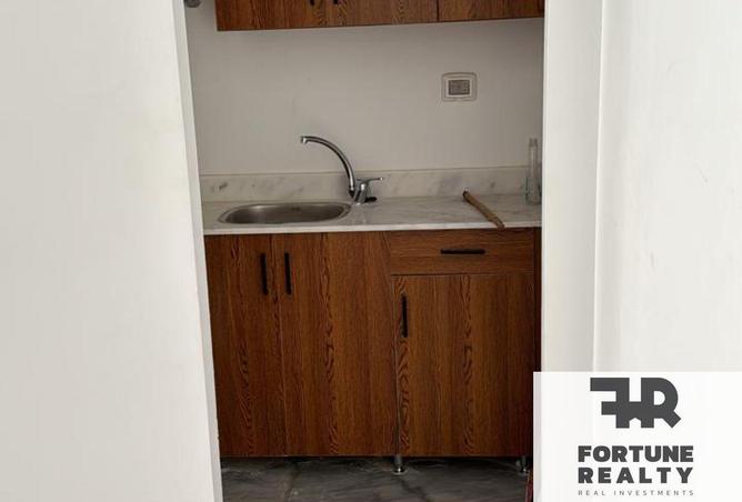 57233102 - Property Image 3