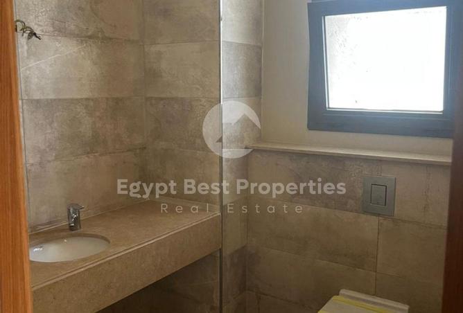 61694812 - Property Main Image