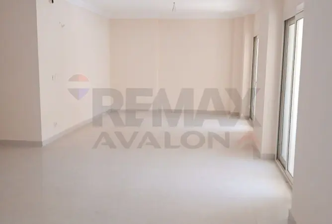 104602793 - Property Image 3
