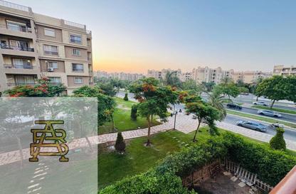 شقة - 3 غرف نوم - 2 حمامات للبيع في B6 - مدينتي - القاهرة