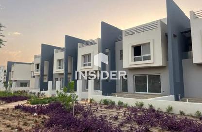 Townhouse - 4 Bedrooms - 4 Bathrooms for sale in Garden Residence - Hyde Park - New Cairo City - Cairo