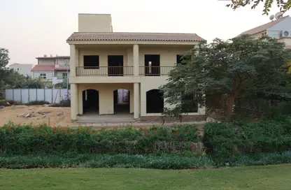 Villa - 4 Bedrooms - 4 Bathrooms for sale in Privado - Madinaty - Cairo