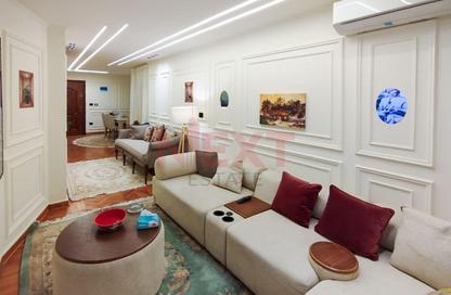 Apartment - 2 Bedrooms - 1 Bathroom for sale in Mohamed Fawzy Moaz St. - Smouha - Hay Sharq - Alexandria
