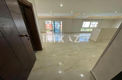 Apartment - 3 - 3 for sale in Amorada New Cairo - 5th Settlement Compounds - The 5th Settlement - New Cairo City - Cairo