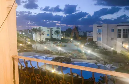 شاليه - 3 غرف نوم - 2 حمامات للبيع في غرناطة - قسم برج العرب - الساحل الشمالي