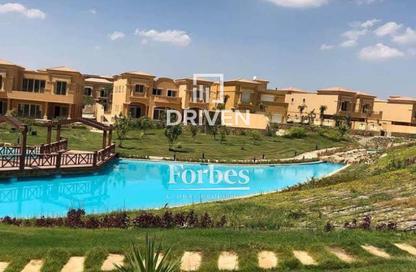 Villa - 4 Bedrooms - 5 Bathrooms for sale in Al  Rabwa - Sheikh Zayed Compounds - Sheikh Zayed City - Giza