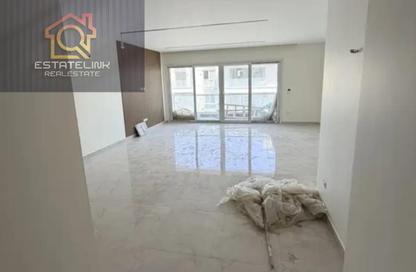 Apartment - 4 - 2 for rent in Mountain View iCity - 5th Settlement Compounds - The 5th Settlement - New Cairo City - Cairo