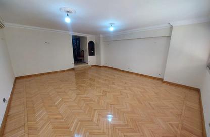 Apartment - 3 Bedrooms - 3 Bathrooms for rent in Mostafa Roshdy St. ( Adnan Al Madani ) - Mohandessin - Giza