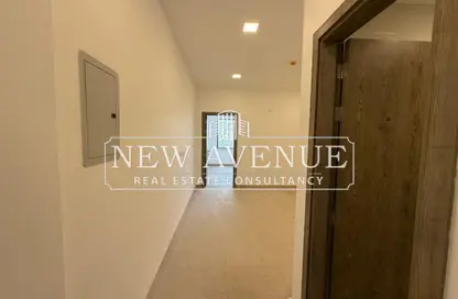 Office Space - 1 Bedroom - 1 Bathroom for sale in Lake View Residence - 5th Settlement Compounds - The 5th Settlement - New Cairo City - Cairo