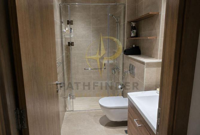 82102373 - Property Image 3