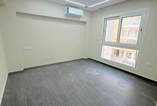 70092503 - صورة العقار 2