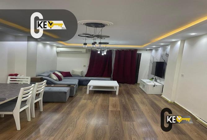 82612687 - Property Main Image