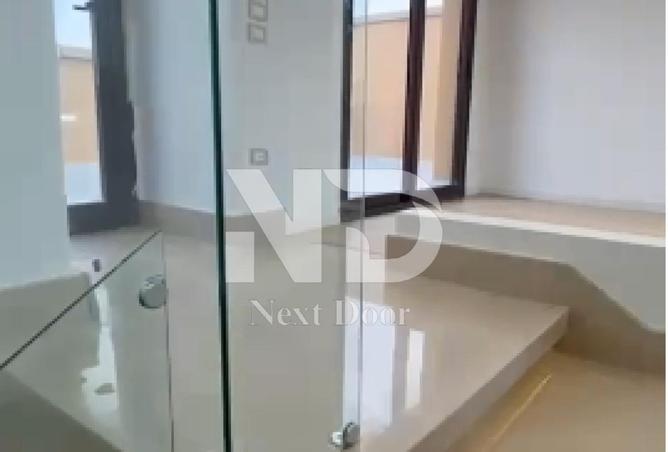 8572630 - Property Image 2