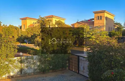 فيلا - 4 غرف نوم - 3 حمامات للبيع في پريڤادو - مدينتي - القاهرة