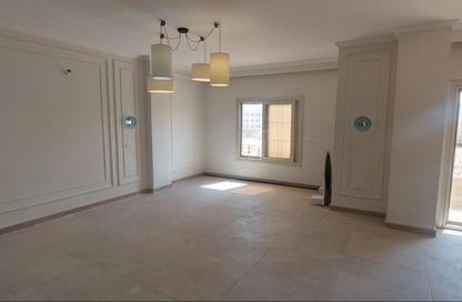 Apartment - 4 Bedrooms - 3 Bathrooms for rent in 2 and 2 - Al Andalus District - New Cairo City - Cairo
