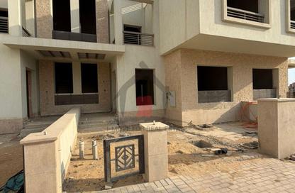 Twin House - 4 Bedrooms - 4 Bathrooms for sale in New Giza - Cairo Alexandria Desert Road - 6 October City - Giza
