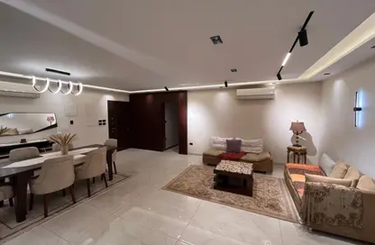 Apartment - 3 Bedrooms - 3 Bathrooms for sale in Stone Residence - 5th Settlement Compounds - The 5th Settlement - New Cairo City - Cairo