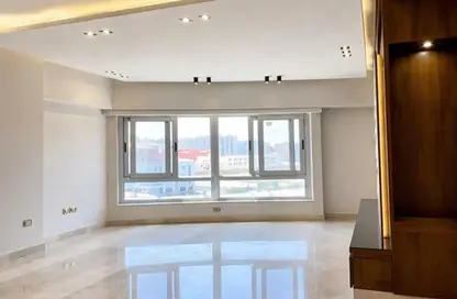 شقة - 3 غرف نوم - 3 حمامات للبيع في كريستال بلازا - زهراء المعادي - حي المعادي - القاهرة