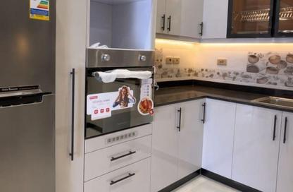 Apartment - 3 Bedrooms - 3 Bathrooms for sale in Crystal Plaza - Zahraa El Maadi - Hay El Maadi - Cairo