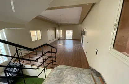 Duplex - 3 Bedrooms - 3 Bathrooms for sale in Al Shaimaa St. - Area F - Ganoob El Acadimia - New Cairo City - Cairo