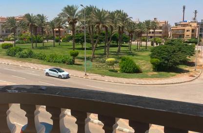 شقة - 4 غرف نوم - 3 حمامات للبيع في شارع الامام زين العابدين - البنفسج 9 - البنفسج - مدينة القاهرة الجديدة - القاهرة